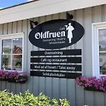 Oldfruen - &